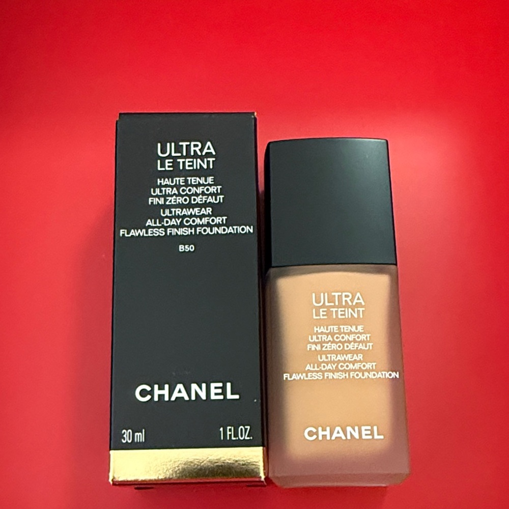 CHANEL - (B50) (SOLD)